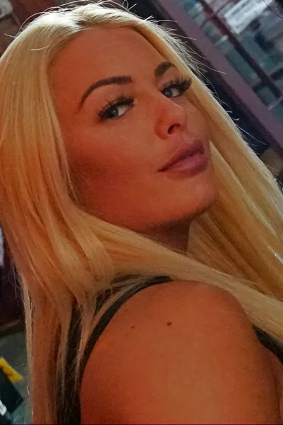 Amanda Saccomanno, soft photo 1
