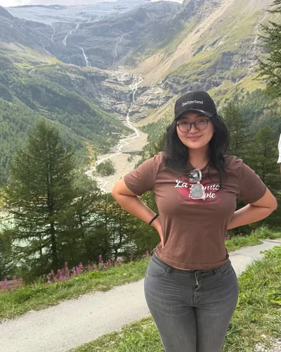 Aroomi Kim, public photo posted on X on Aug 15, 2026