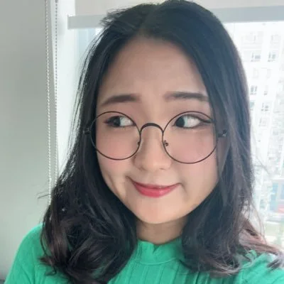 Aroomi Kim, official X profile photo