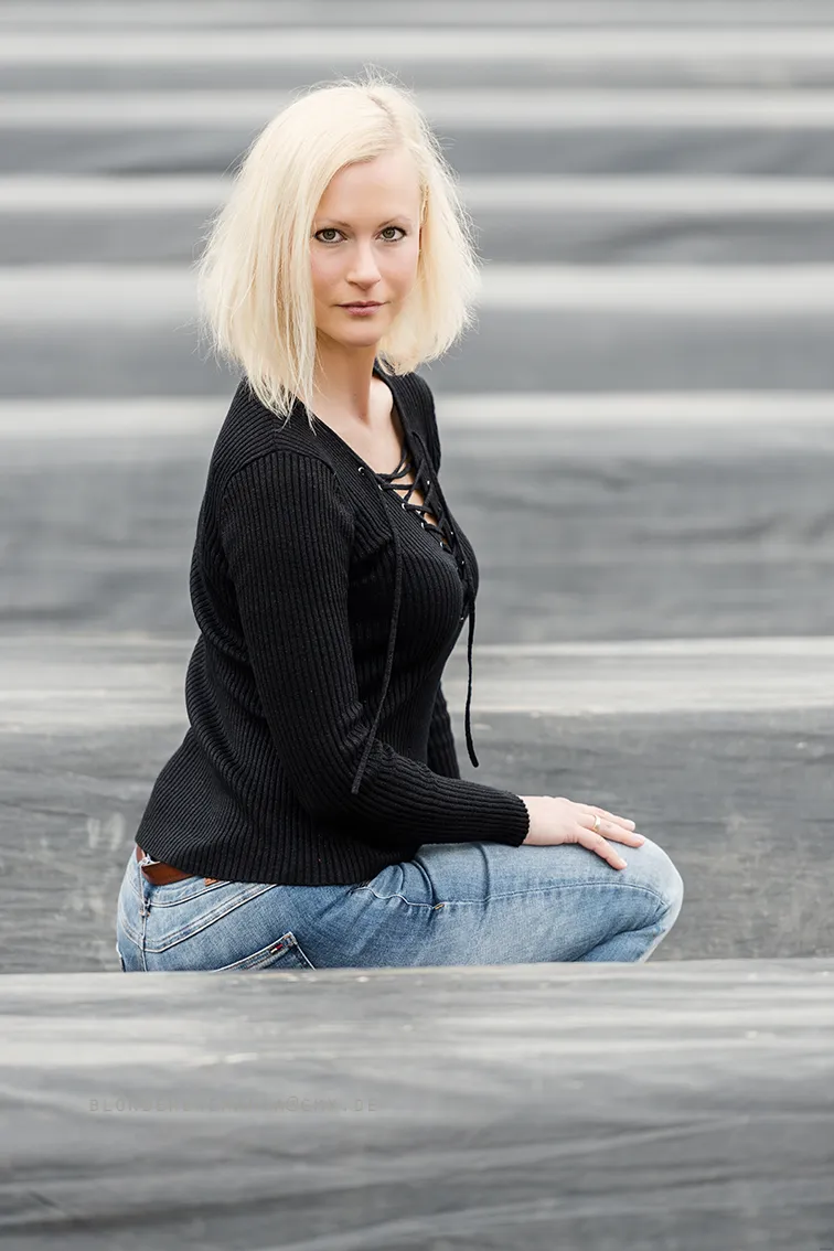 BlondeHexe, soft promo photo 2