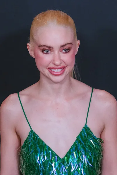 Chloe Cherry, soft photo 1