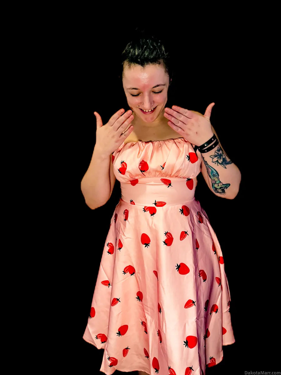 Dakota Marr, soft promo photo 6