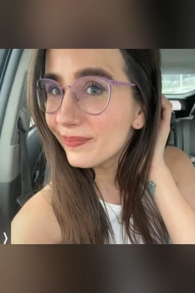 Lilly Vig, official X profile photo