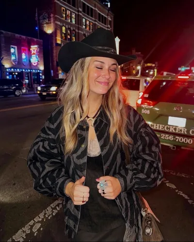 Mia Midwest, public photo posted on X on Oct 27, 2026