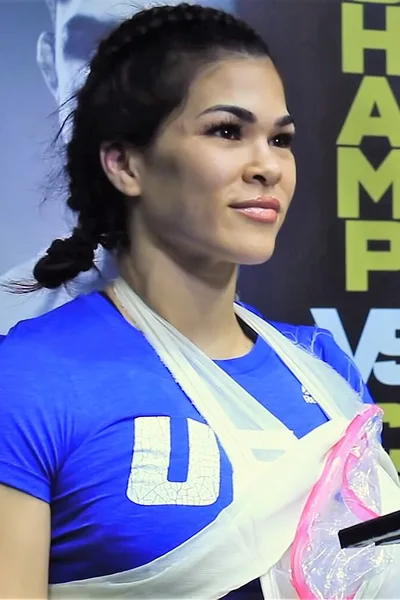 Rachael Ostovich, soft photo 2
