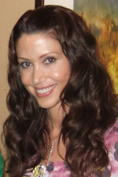 Shannon Elizabeth, soft photo 3