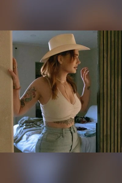 Siri Dahl, soft photo 1