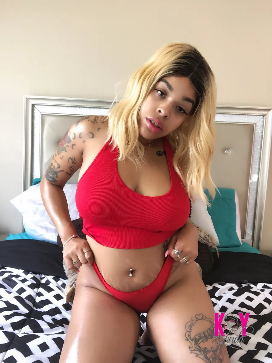 Soykaylinda, soft promo photo 1